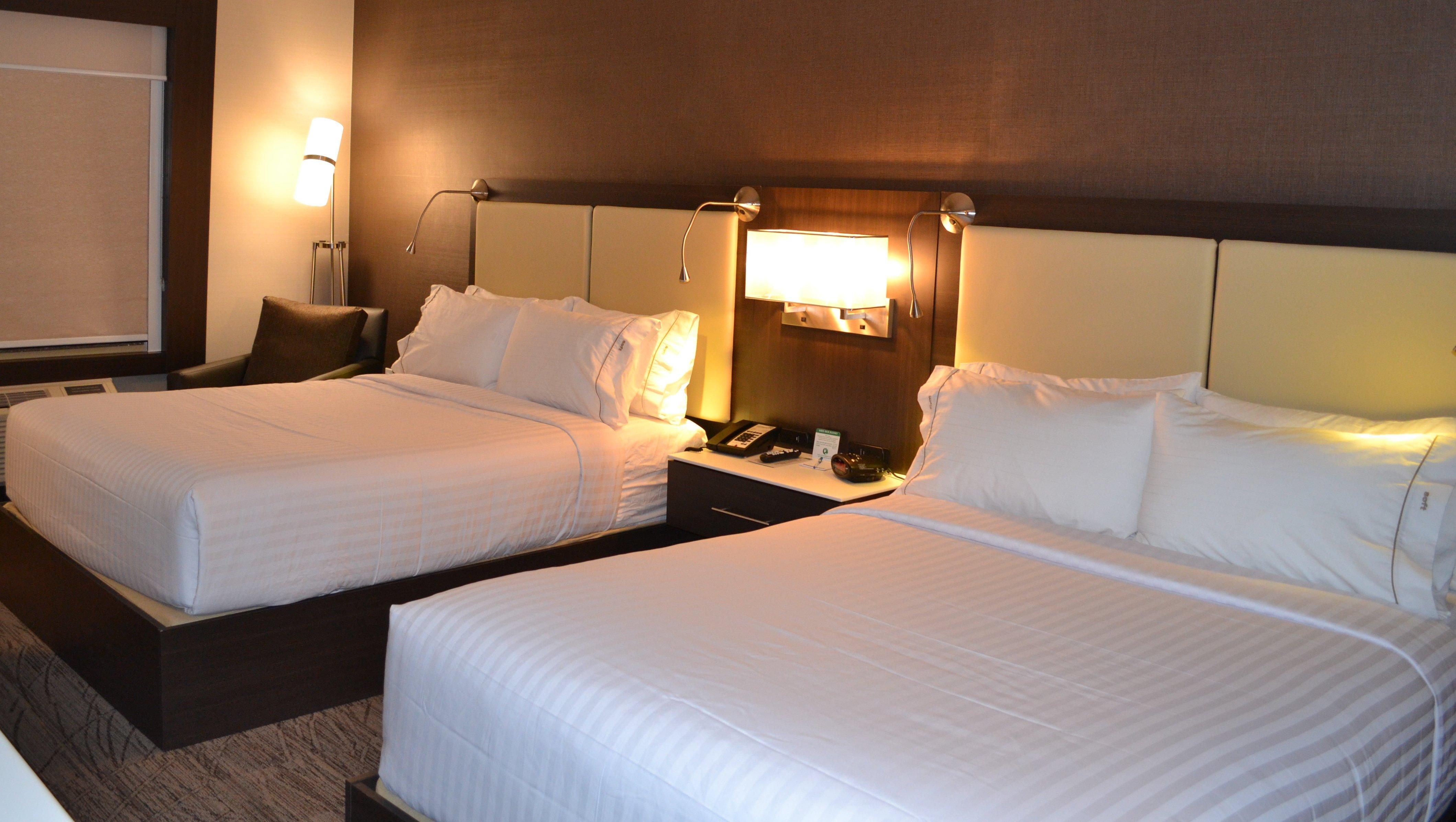 Holiday Inn Express & Suites Cold Lake By Ihg Eksteriør billede