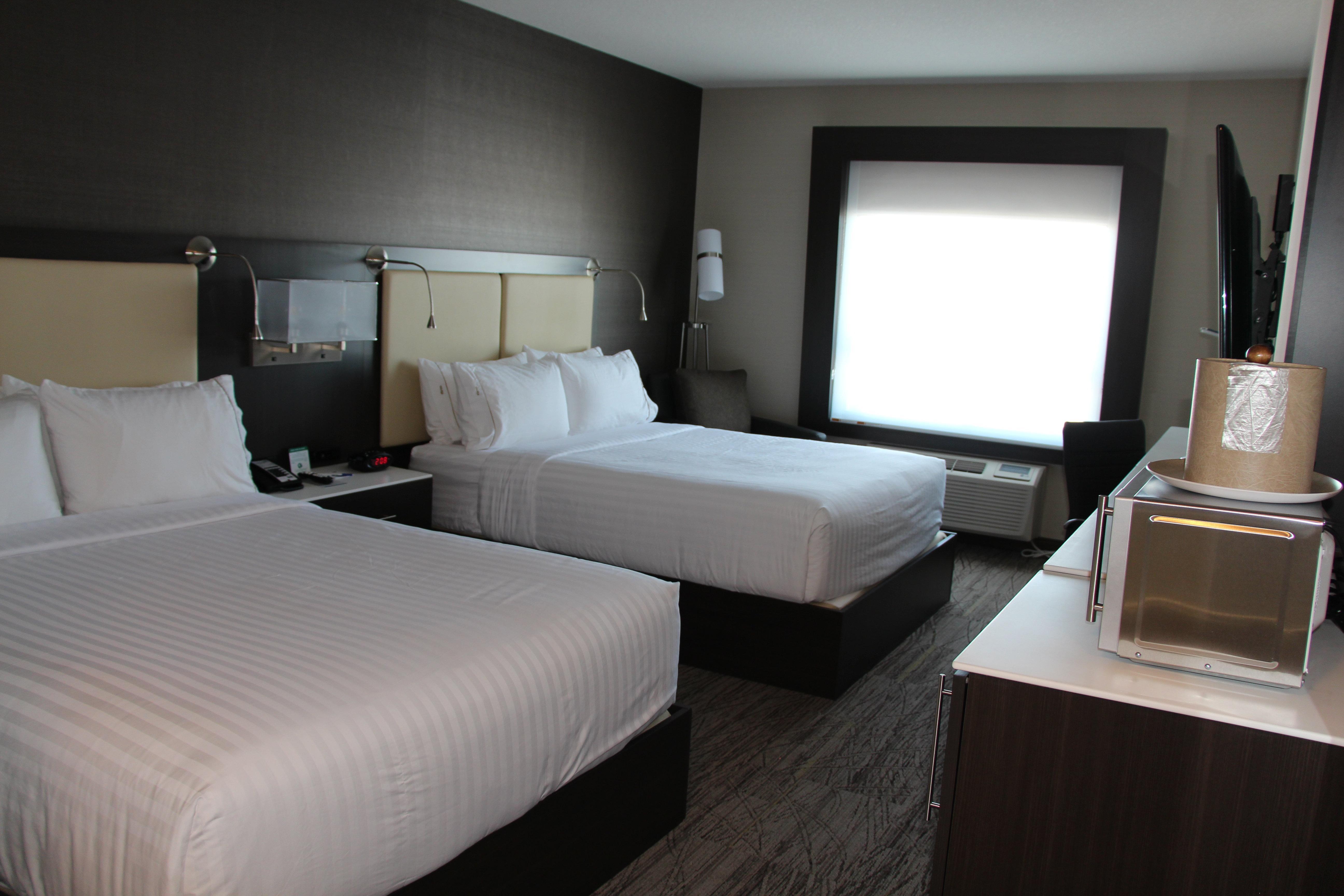 Holiday Inn Express & Suites Cold Lake By Ihg Eksteriør billede