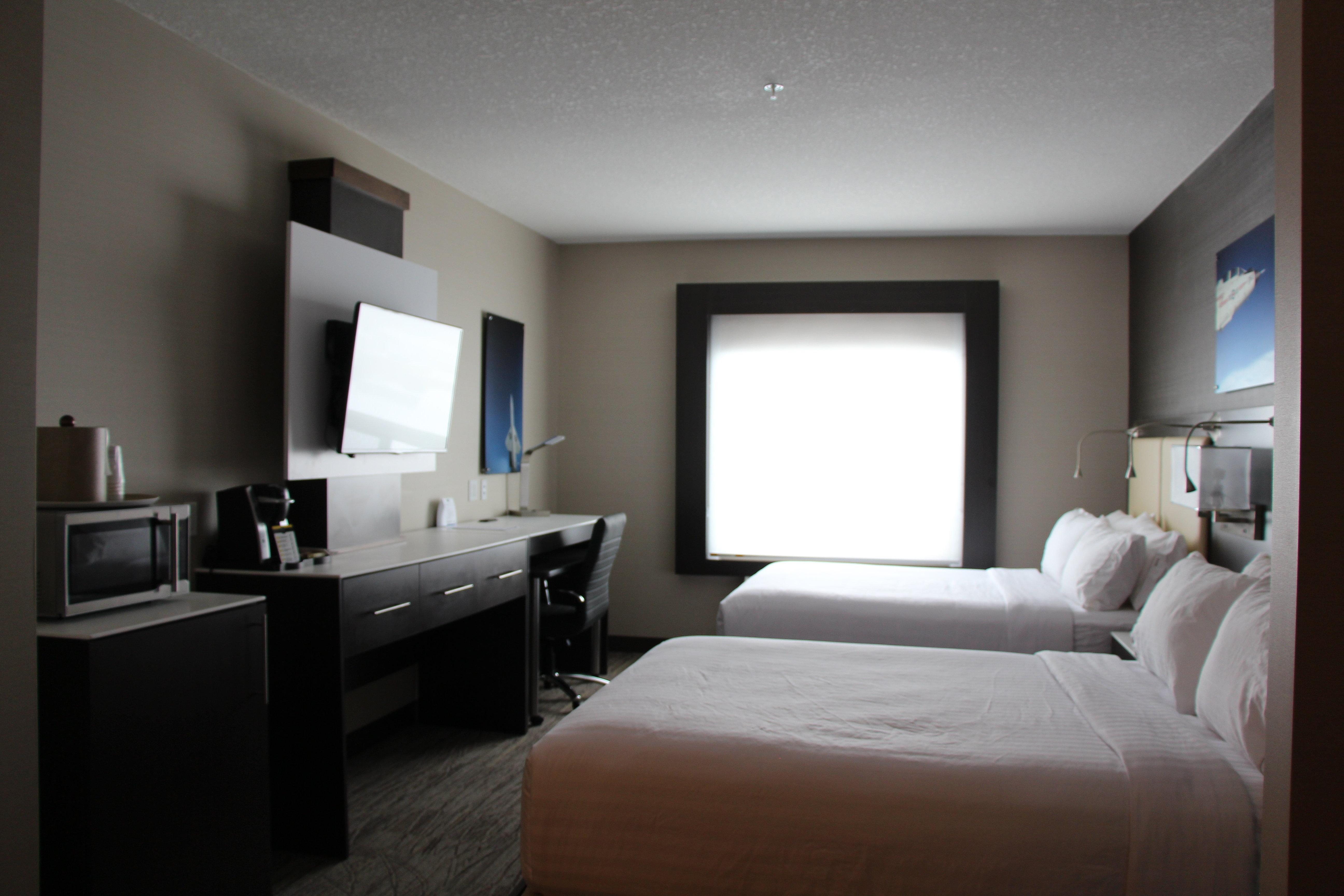 Holiday Inn Express & Suites Cold Lake By Ihg Eksteriør billede